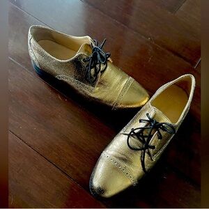 Cole Hahn Gold Lace Up Derby **Fits like 8-8.5.  Slimmer side.